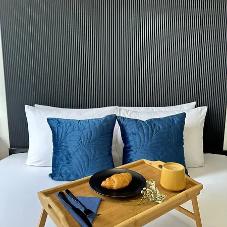 Desire - Brand New Modern Zara